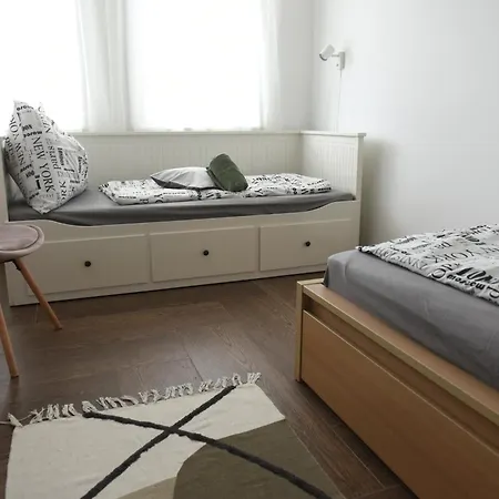 4 Seasons Apartmán *
